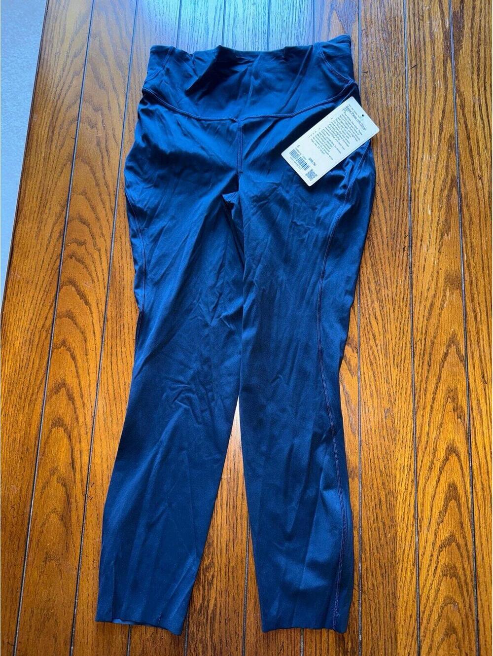 Lululemon Base Pace High Rise 23” True Navy Size 6 NWT - Picture 2 of 7